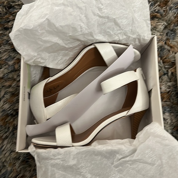 Style & Co Paycee White Heels 8M - Picture 15 of 15